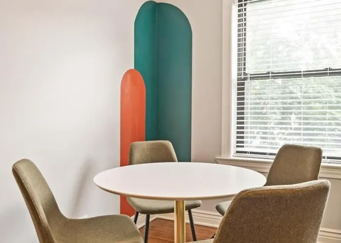 Designer 10 Min Walk To Wrigley * Chicago